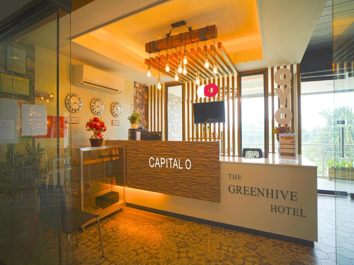 Capital O Oyo 785 The Greenhive Hotel Ibaan Bagian luar foto